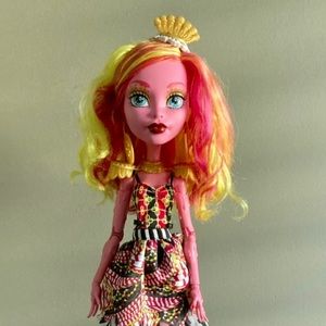 Monster High Goliopee Gelignton Doll